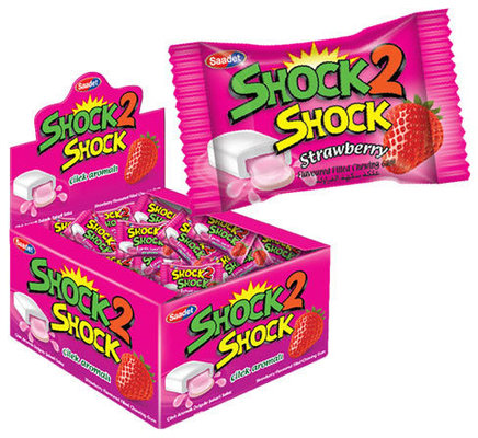 Shock strawberry 4g, kyselé žvýkačky s náplní s jahodovou příchutí